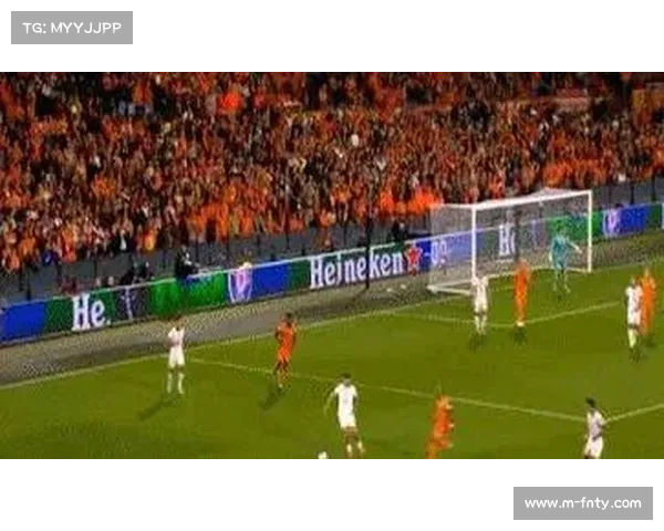 荷兰战平波兰邓弗里斯头球破门难救主世界杯预选赛再添悬念 荷兰战平波兰邓弗里斯头球破门难救主世界杯预选赛再添悬念